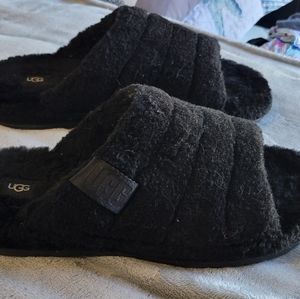 UGG house shoes for men size 13 black